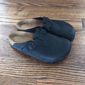 Birkenstock Boston black soft footbed size 38